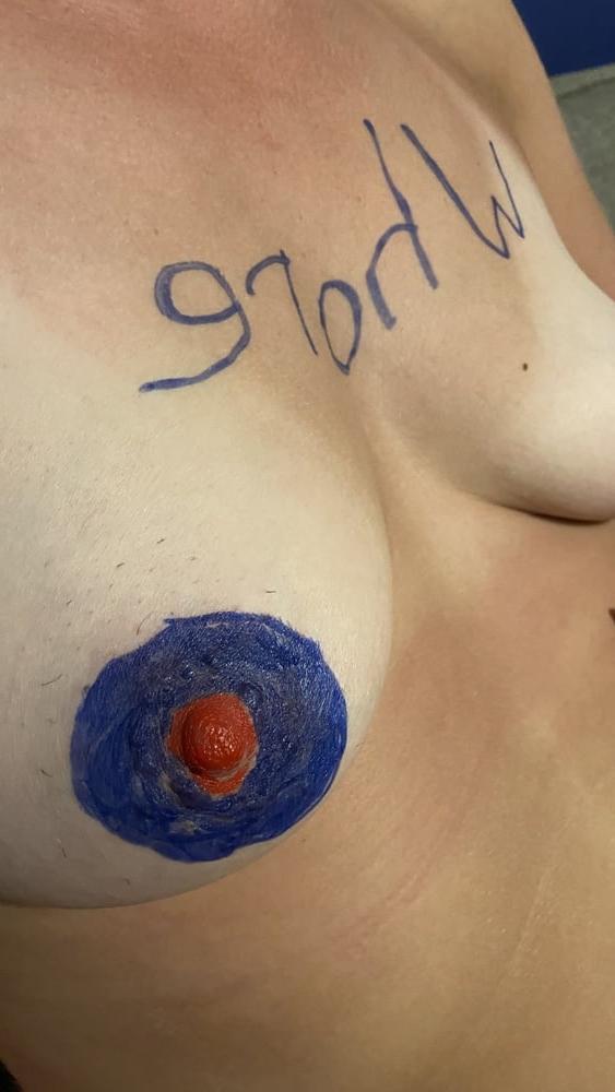 25P WHORE FUCK ME!!