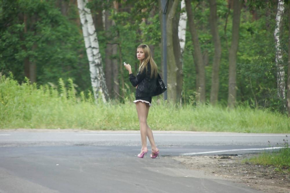 21P Mes Amies Les Putes 2 (Hookers in The Woods) By TROC