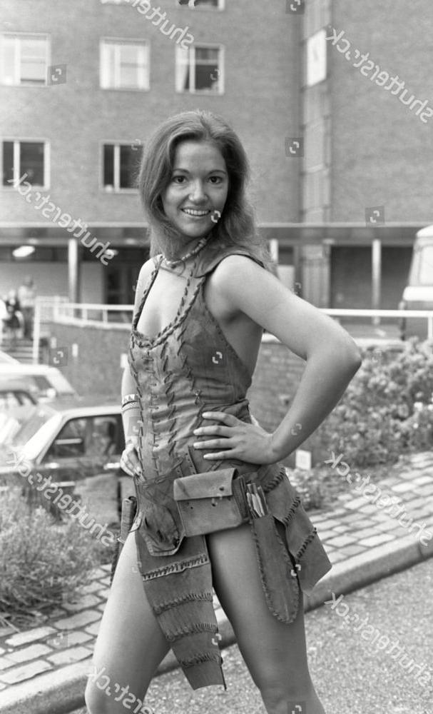 9P Women of Doctor Who: Louise Jameson