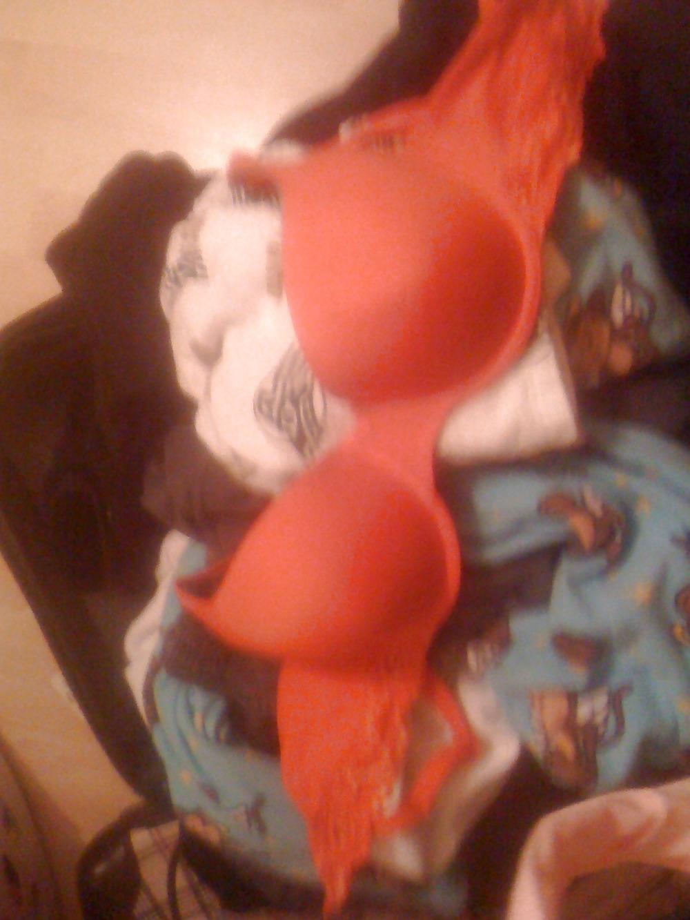 6P Friend's girl's bras and panties
