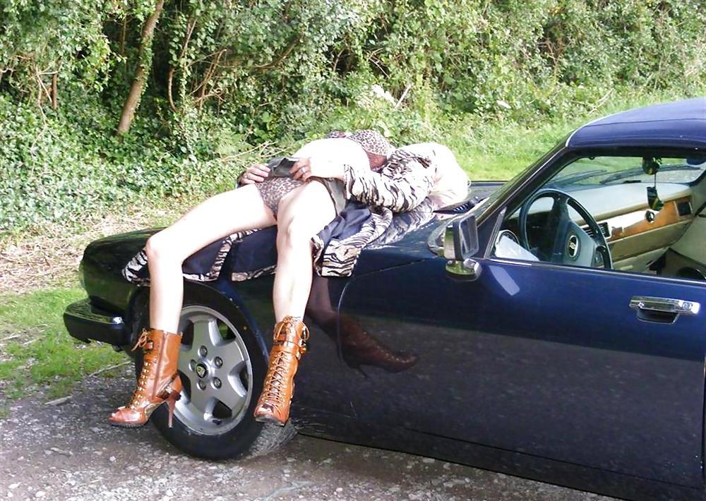 10P Mature Dogging Slut