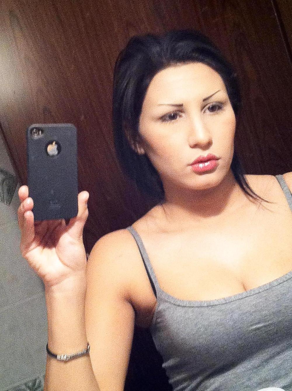 9P Ex girl friend( maryem tunisia)