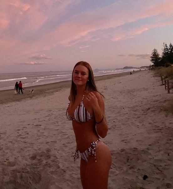 25P Bikini - Who would you fuck and how?