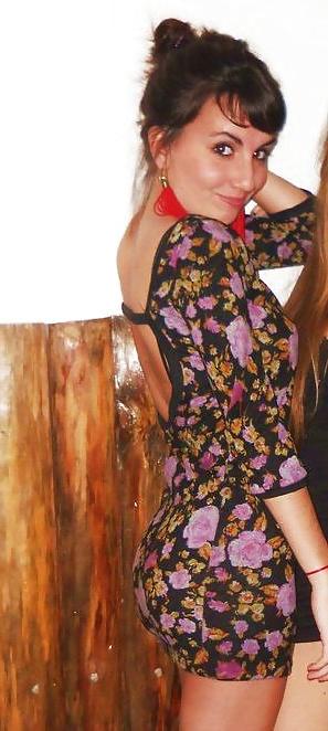 25P Brunette Florencia Facebook Friend - BBenito