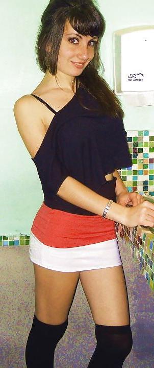 25P Brunette Florencia Facebook Friend - BBenito