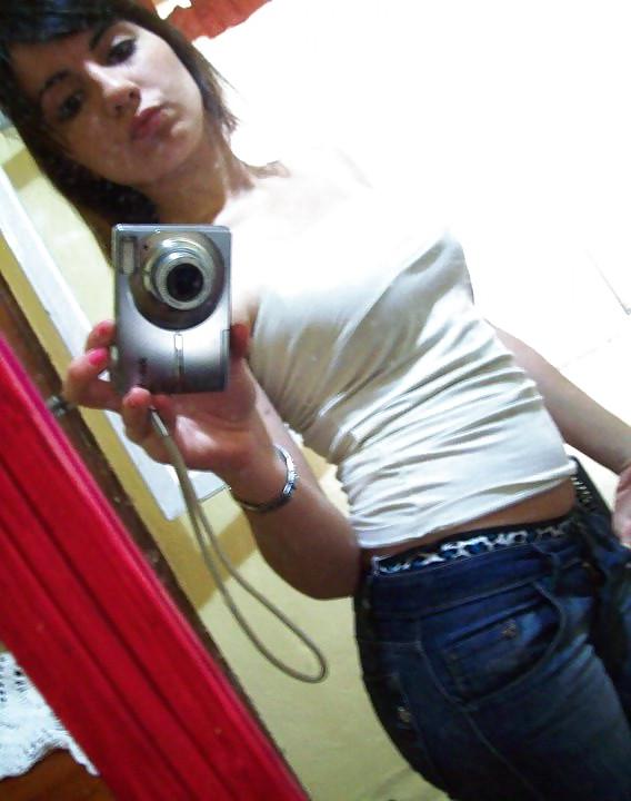 25P Brunette Florencia Facebook Friend - BBenito