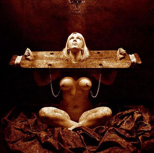 25P Pillory 1!