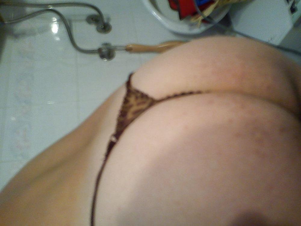25P Friend wifes big thong