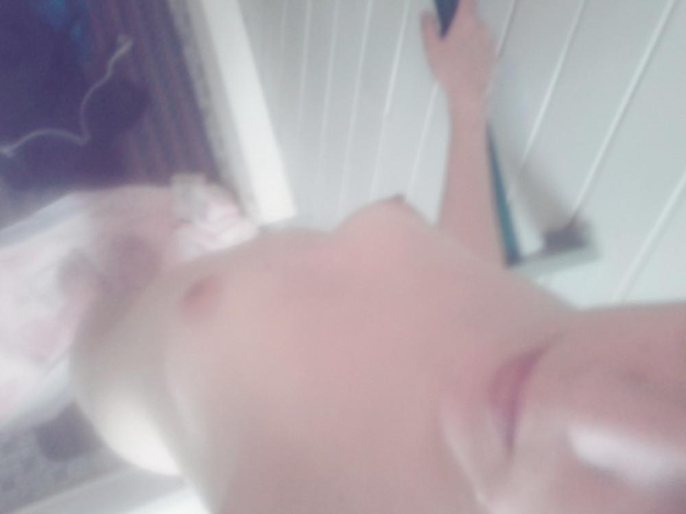 18P Canadian teen Slut From SmutDates