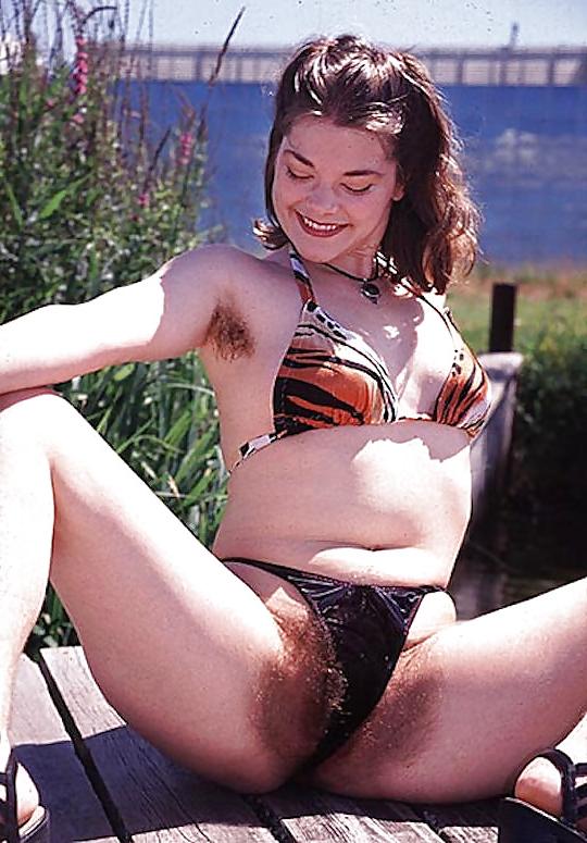 25P The Hairy Pussy Files