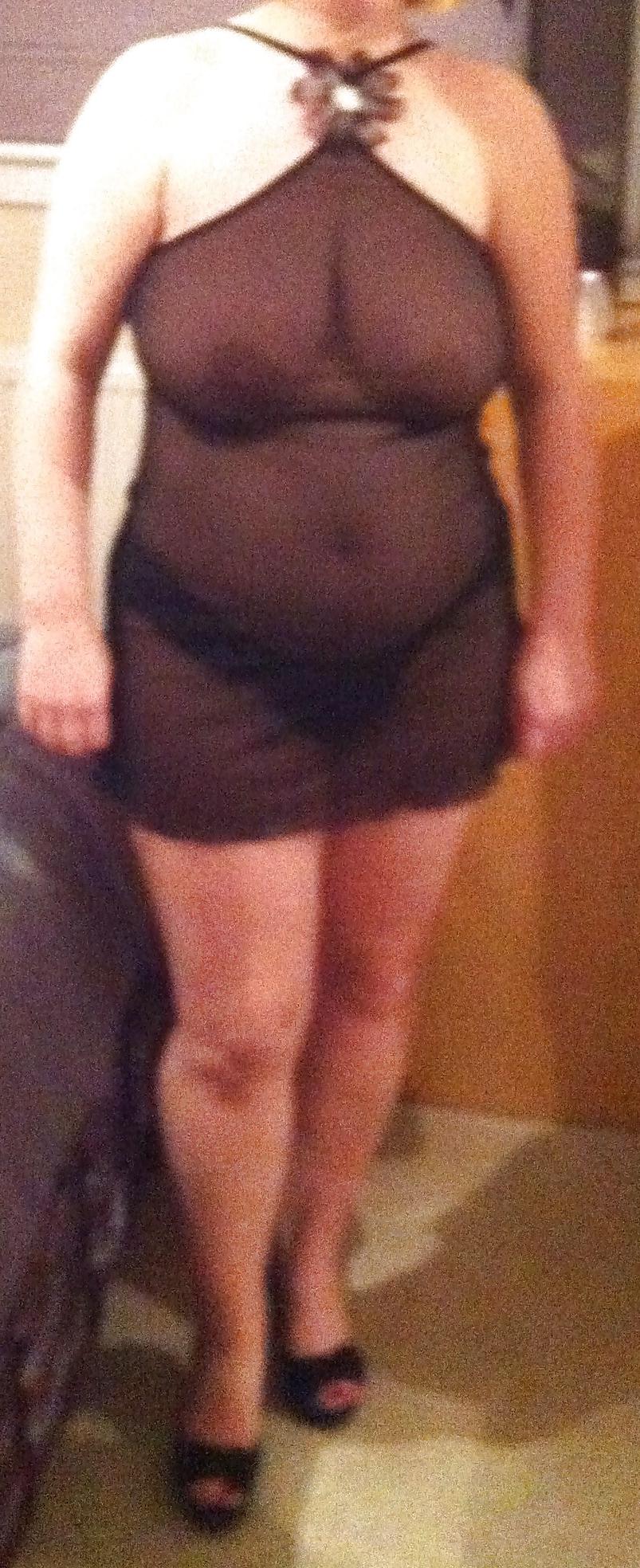 16P Post preggors - getting ready for first creampie