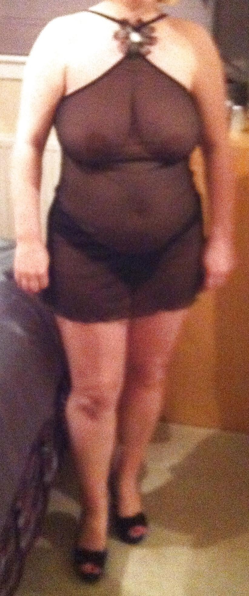 16P Post preggors - getting ready for first creampie