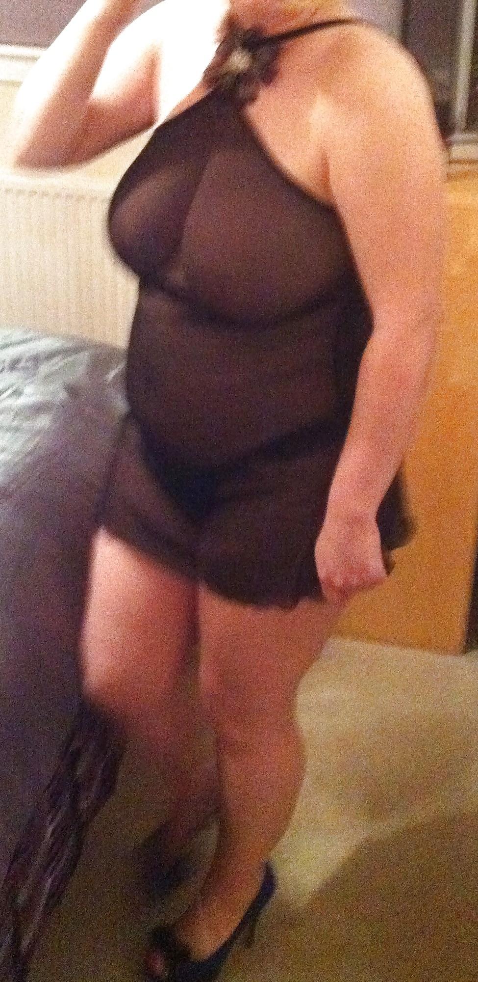 16P Post preggors - getting ready for first creampie
