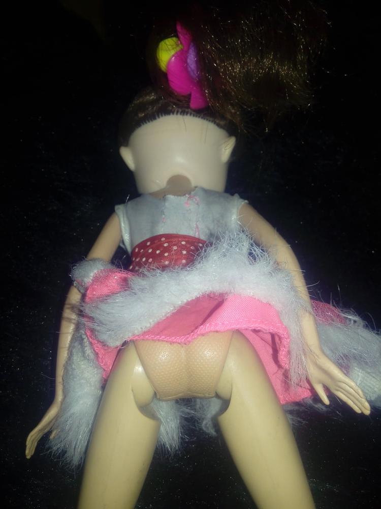 18P My Girlfriend Karen Doll