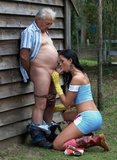 25P Hotwives love sucking cocks