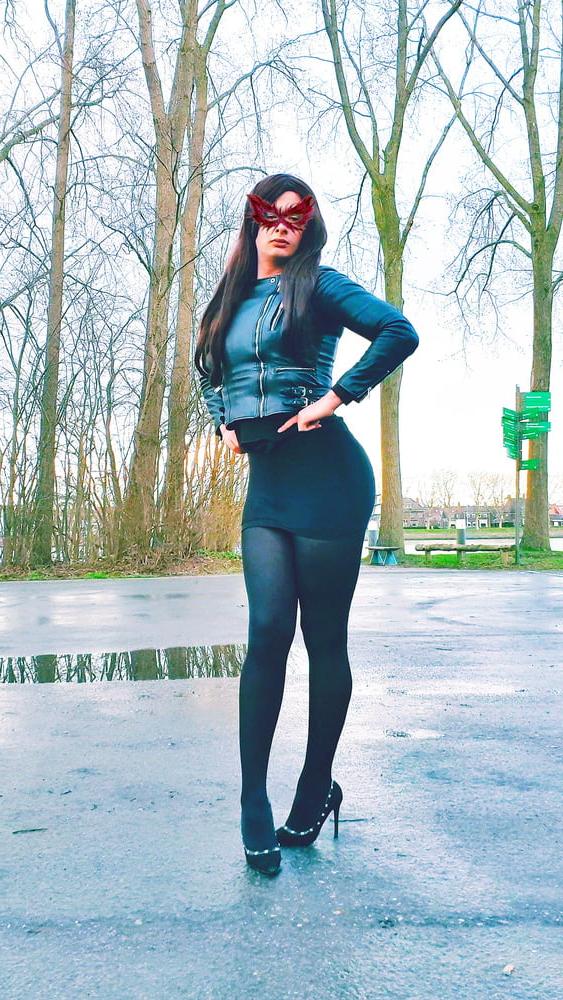 8P Dutch turkish sissy me outdoor public