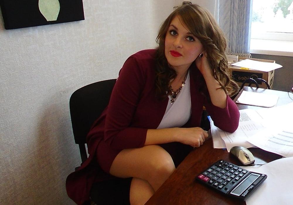 25P Pantyhosed Teacher - Grab one and Fuck Her