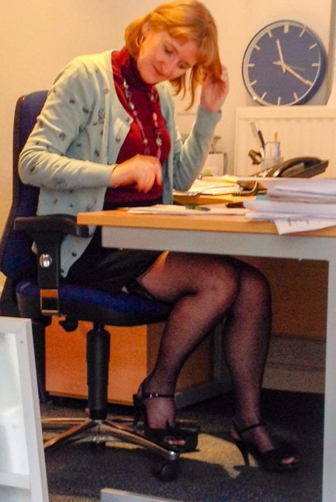 25P Pantyhosed Teacher - Grab one and Fuck Her