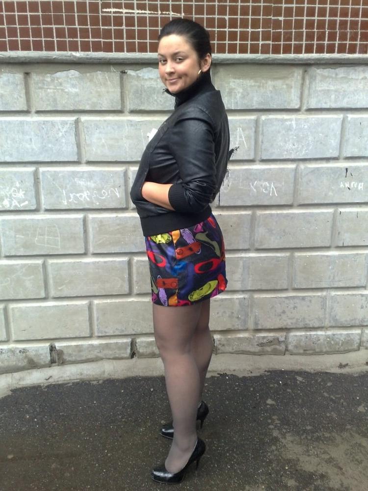 25P Pantyhosed Teacher - Grab one and Fuck Her