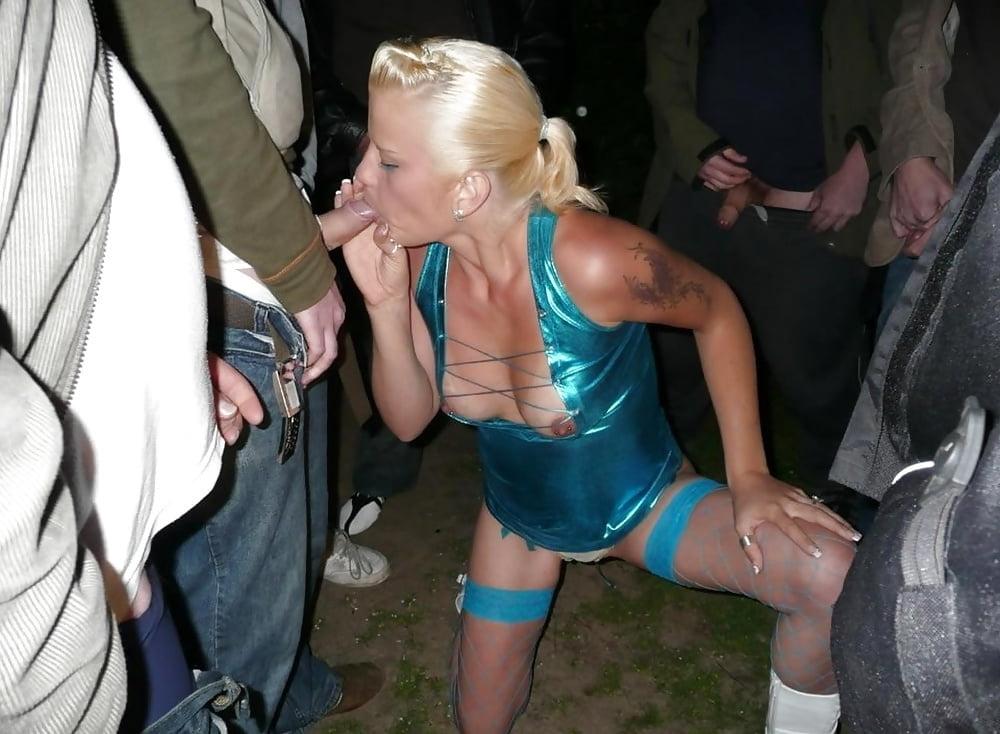 25P DOGGING SLUTS MIX
