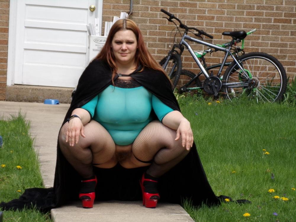 10P who wants to fuck me hard