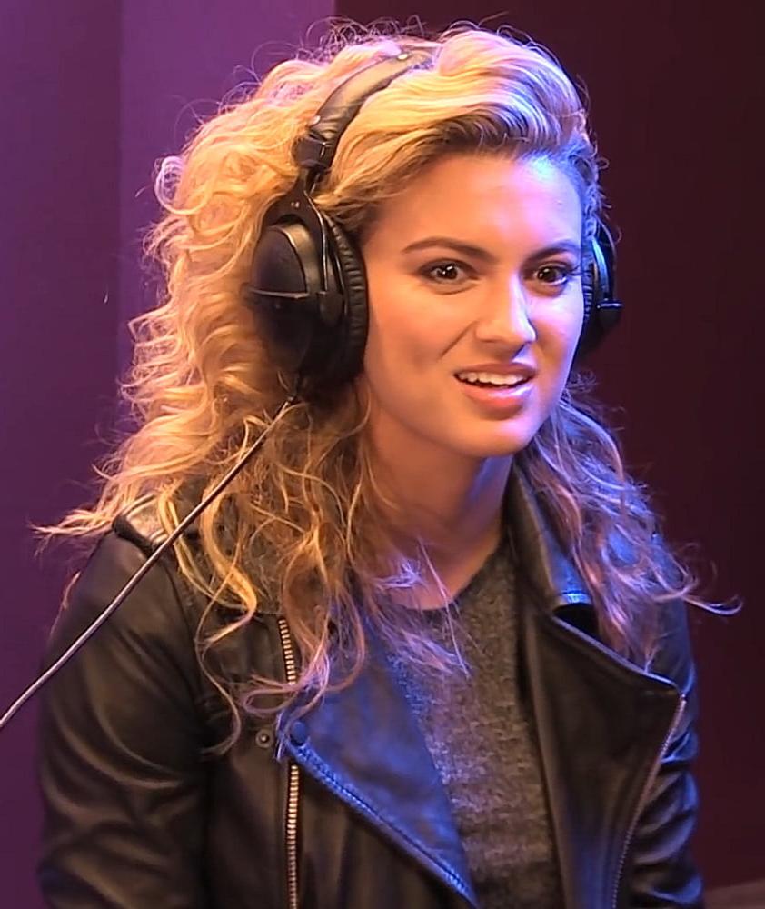 25P Miss T Kelly Fit As Fuck Hot  Look