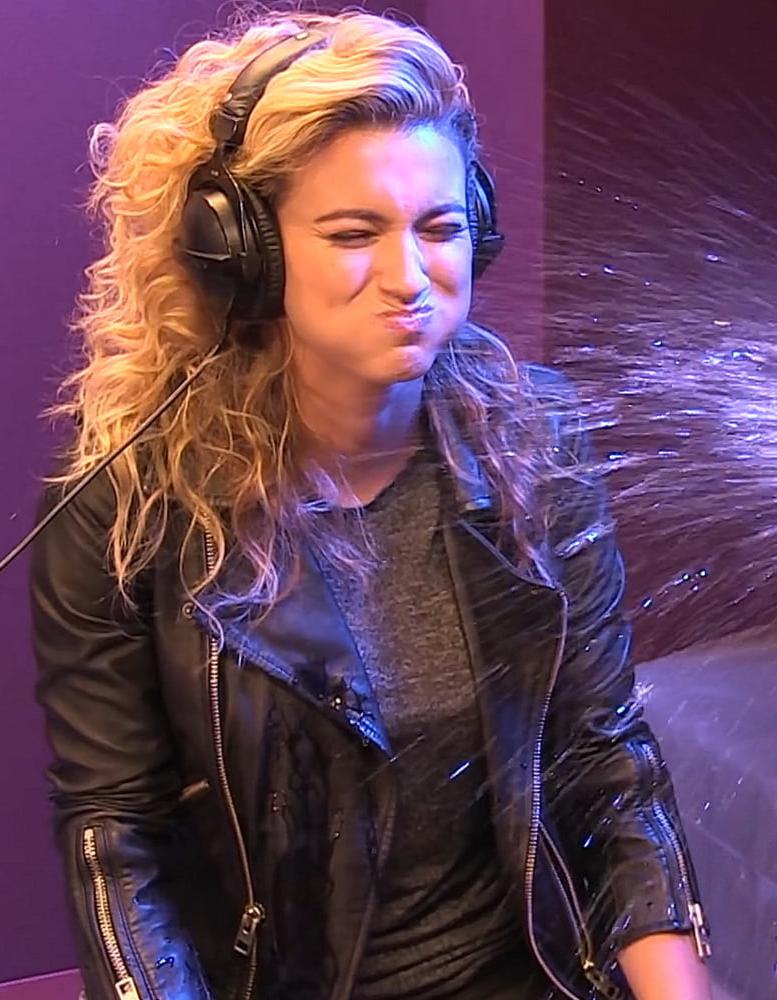 25P Miss T Kelly Fit As Fuck Hot  Look