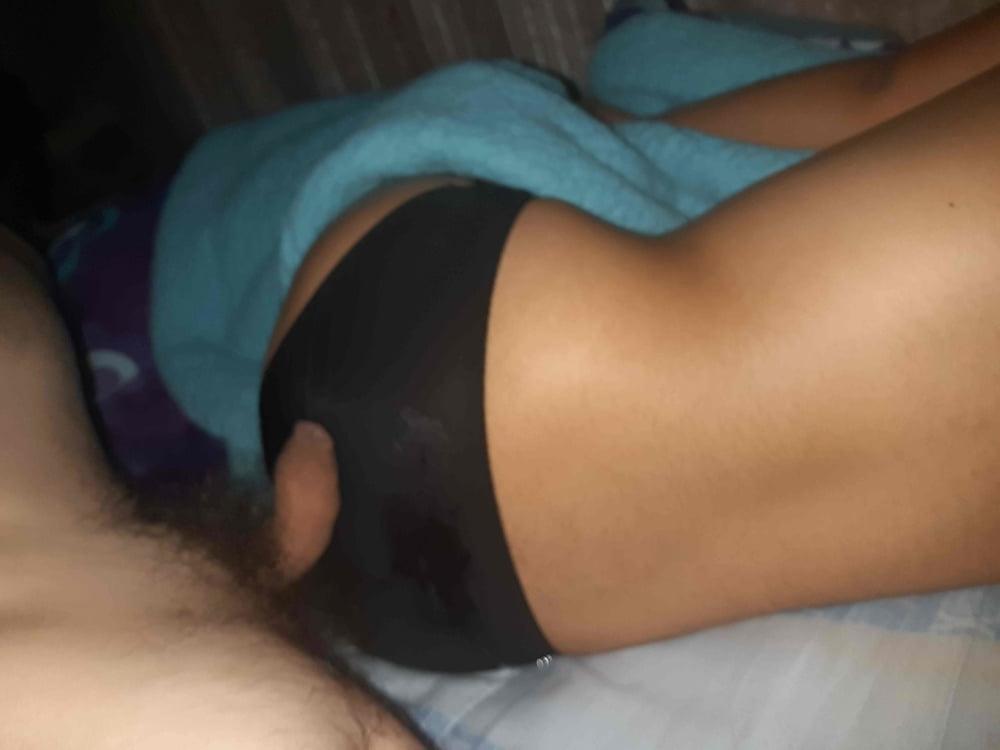25P Manoseo y moqueo a mi cunada after party en sus nalgas