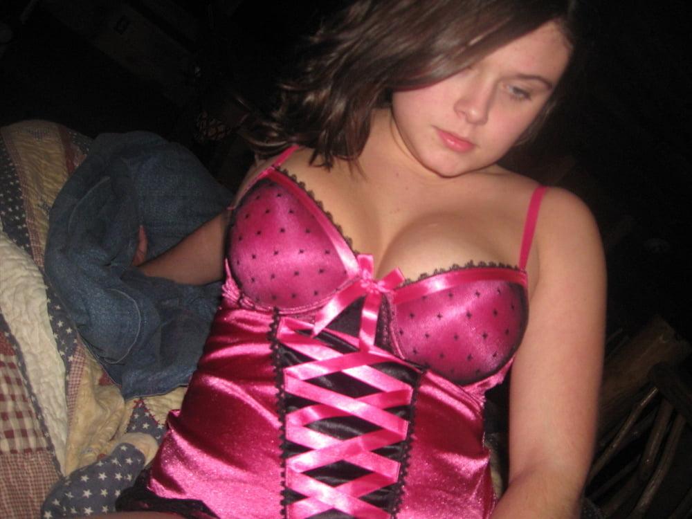 25P Famous Home Furnishings Employee MILF - Stephanie G