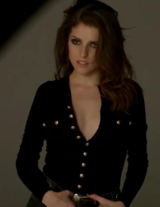 25P Anna Kendrick Fit As Fuck 5