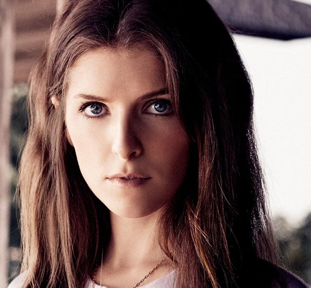 25P Anna Kendrick Fit As Fuck 5
