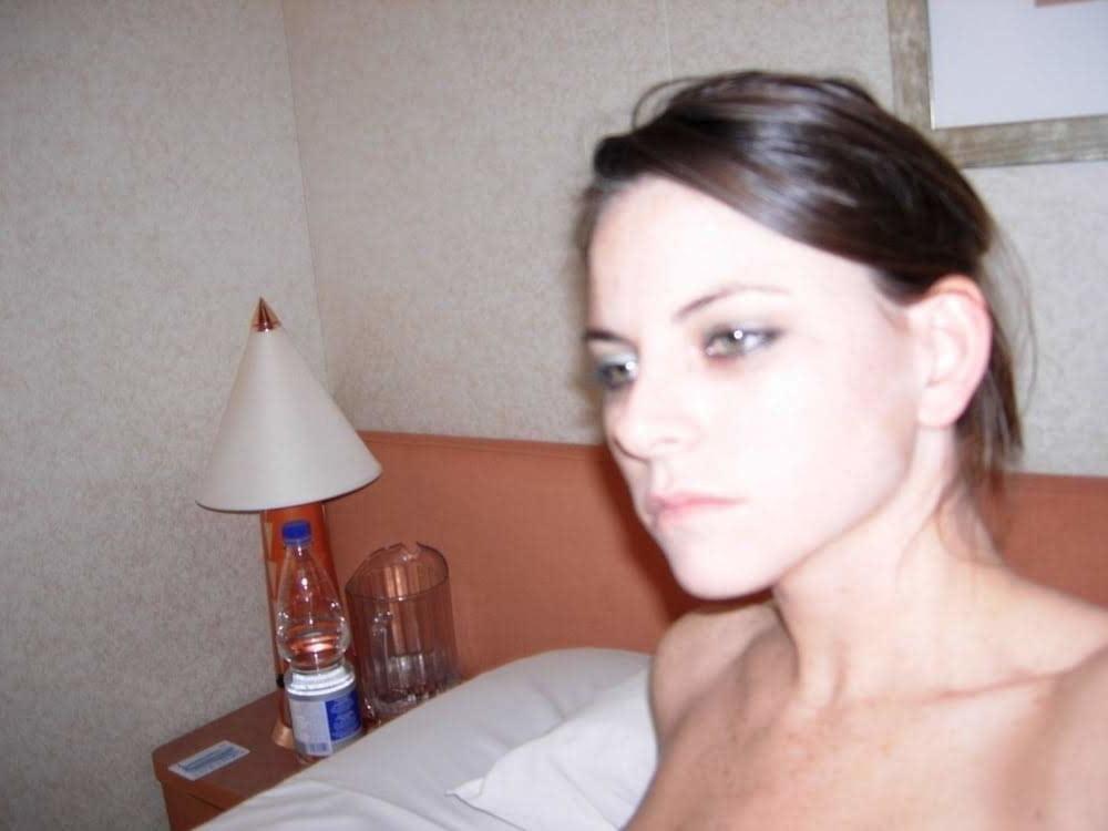 25P Sam is a hot brunette with great tits I want to fuck
