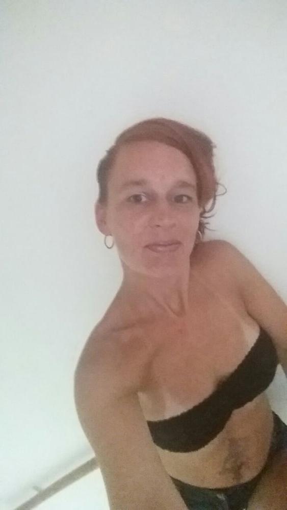 13P Trashy dutch Monique