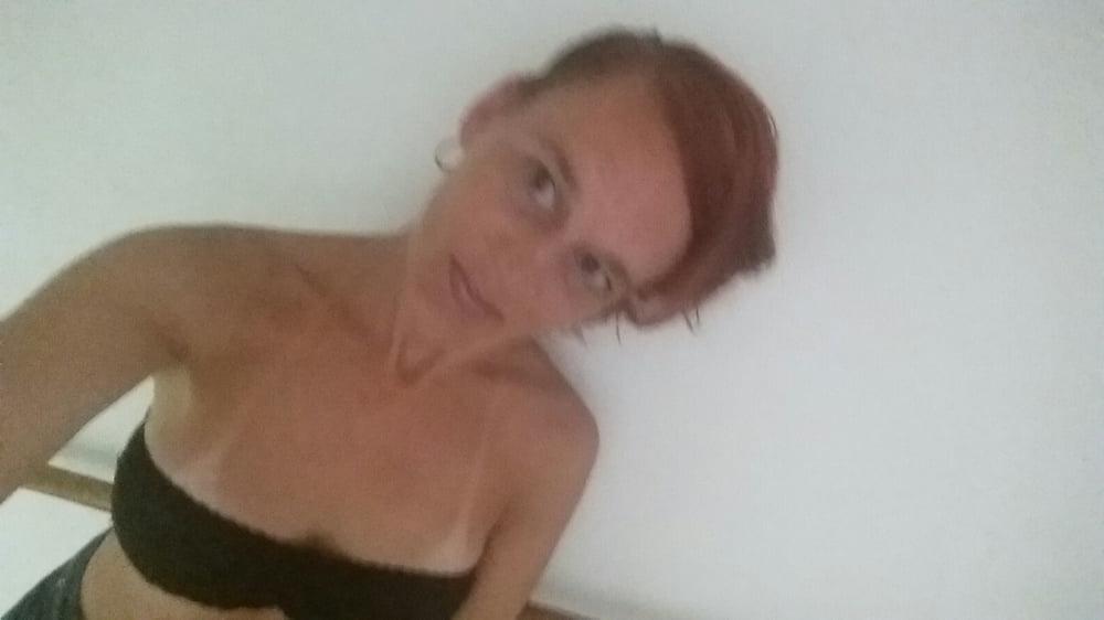 13P Trashy dutch Monique