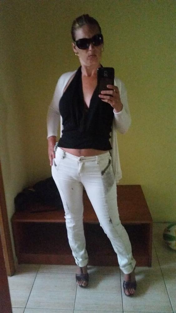 13P Trashy dutch Monique