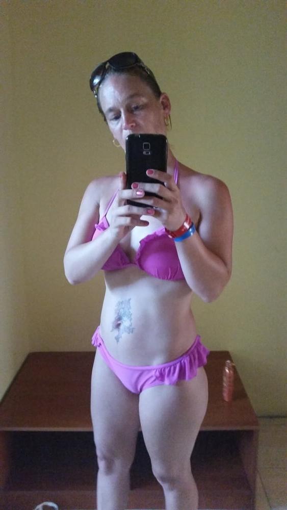 13P Trashy dutch Monique
