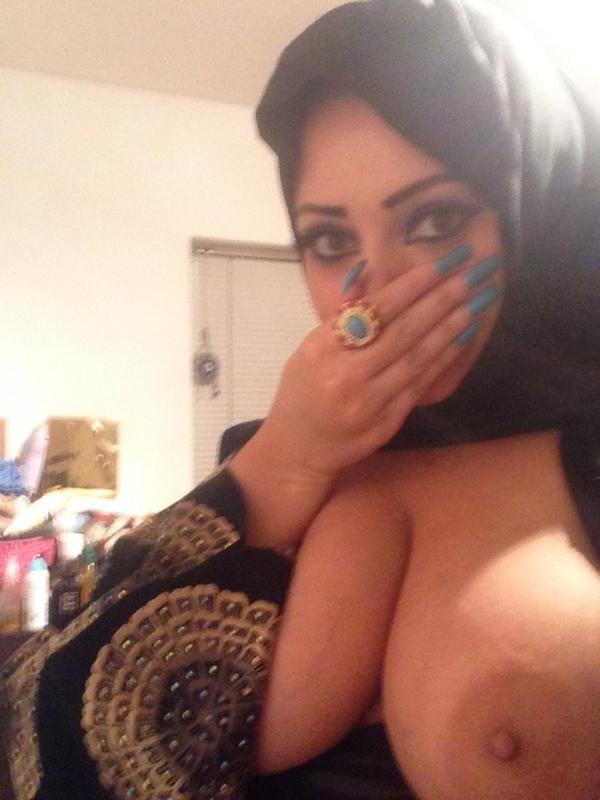 25P I Love Breasts