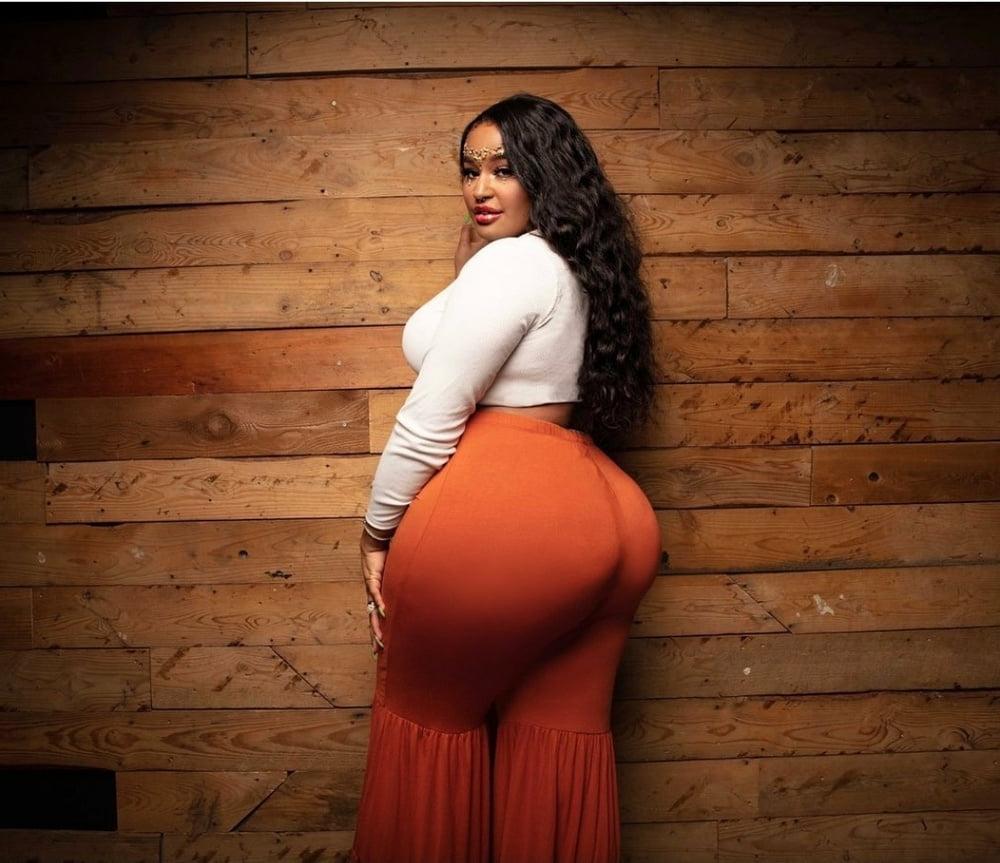 25P Love her body 2