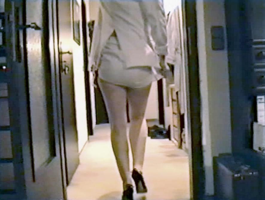 25P SAG - Tight short skirt &amp; long-legged slut 01