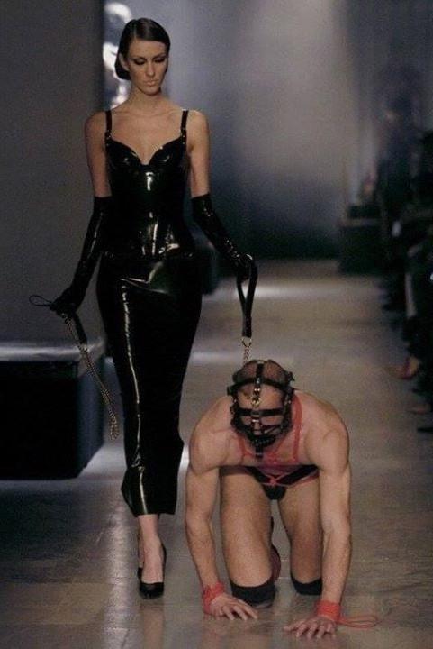 25P Some Powerful Female domination Images.