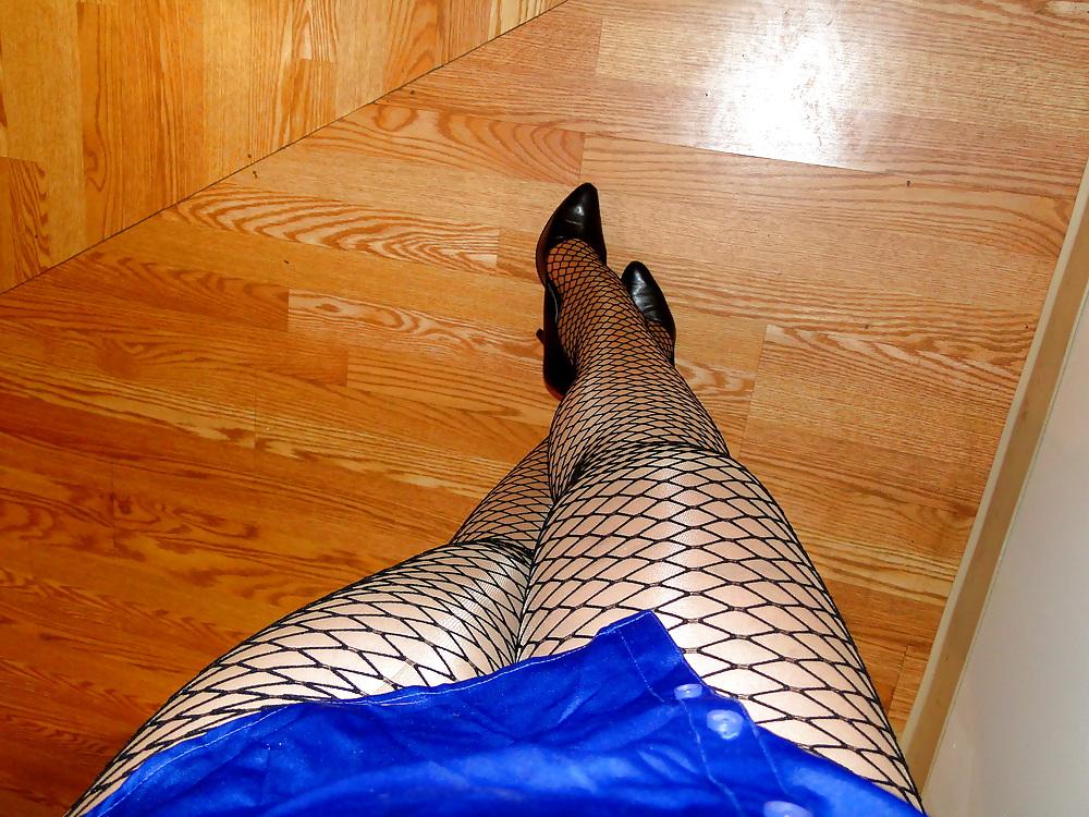 25P Pantyhose and Heels XIV