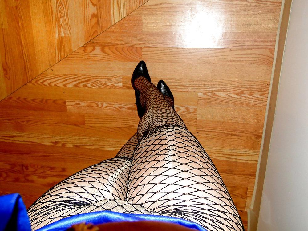25P Pantyhose and Heels XIV