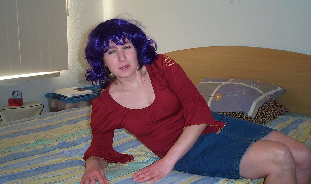 25P Dutch Slut Tieneke