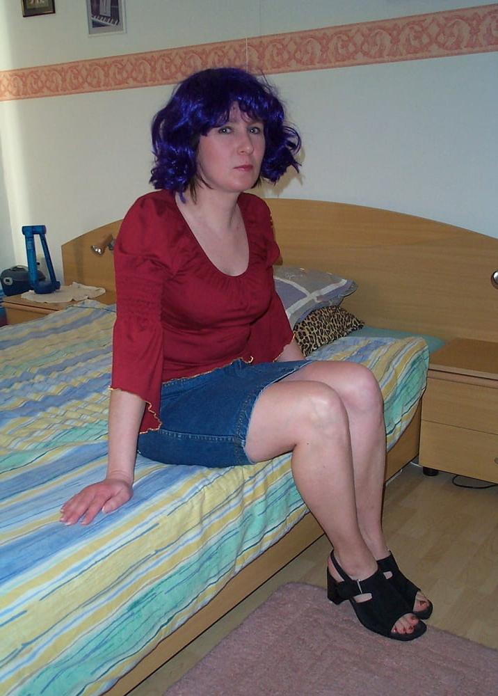 25P Dutch Slut Tieneke