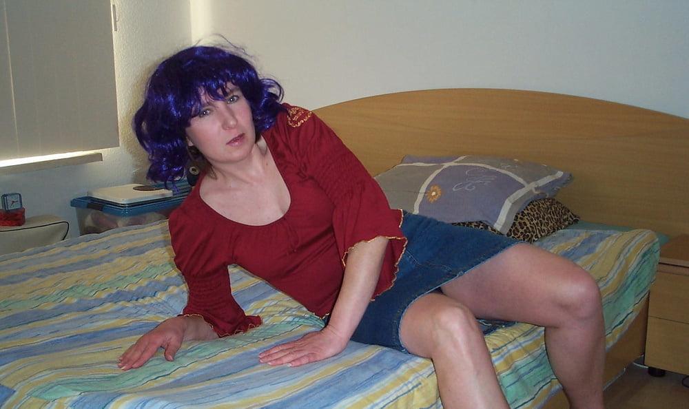 25P Dutch Slut Tieneke
