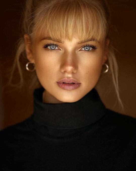 25P Women I'd Love to Be 28