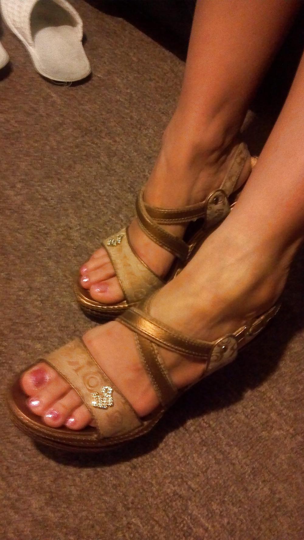 9P For Feet Fetiches lovers  