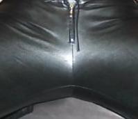 25P Leather cameltoe 11