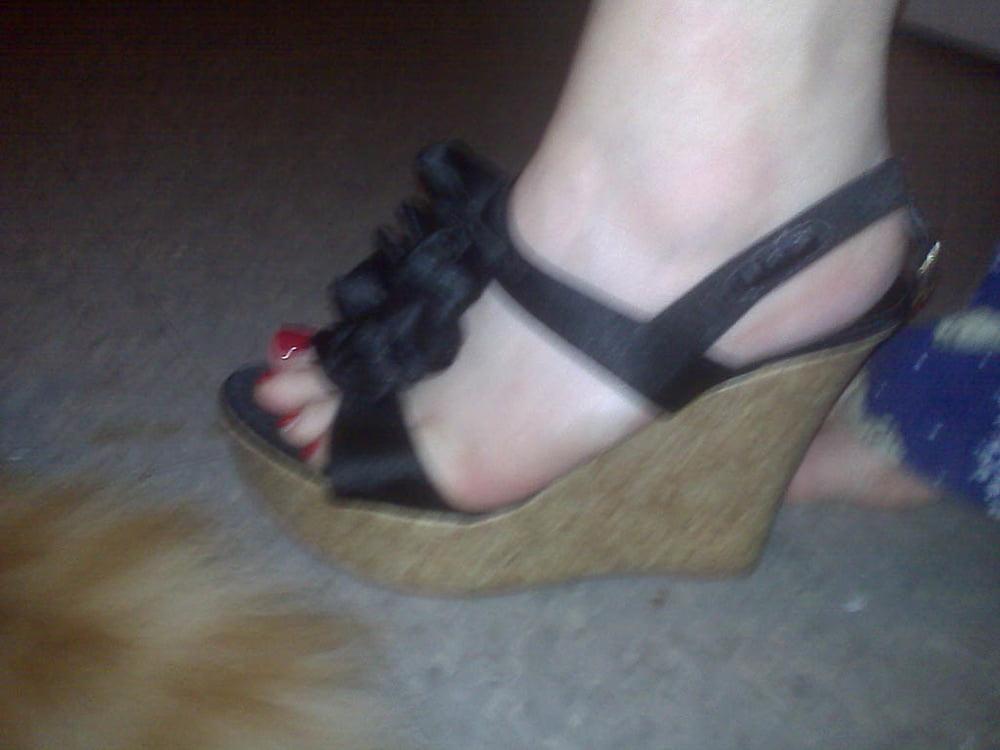 25P Self Submitted 45yo Canadian Whore Karen Loves Being Exposed