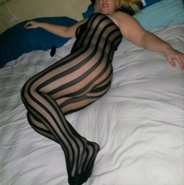 25P sexy matures in bodystockings 3